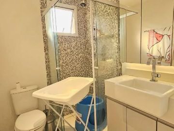 WC SU�TE