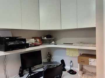Quarto 1 (Office)