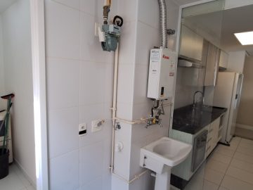 rea de Servio e depsito