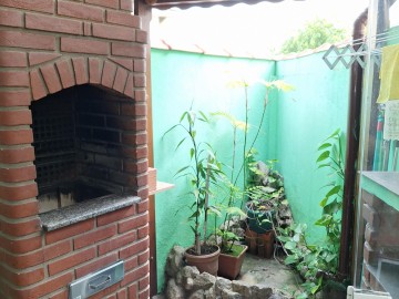 Cozinha da rea de servio com Churrasqueira