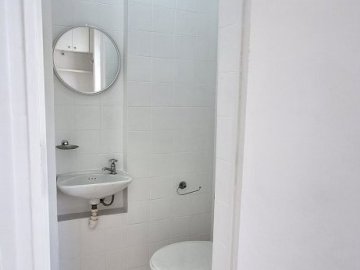 WC rea de Servio